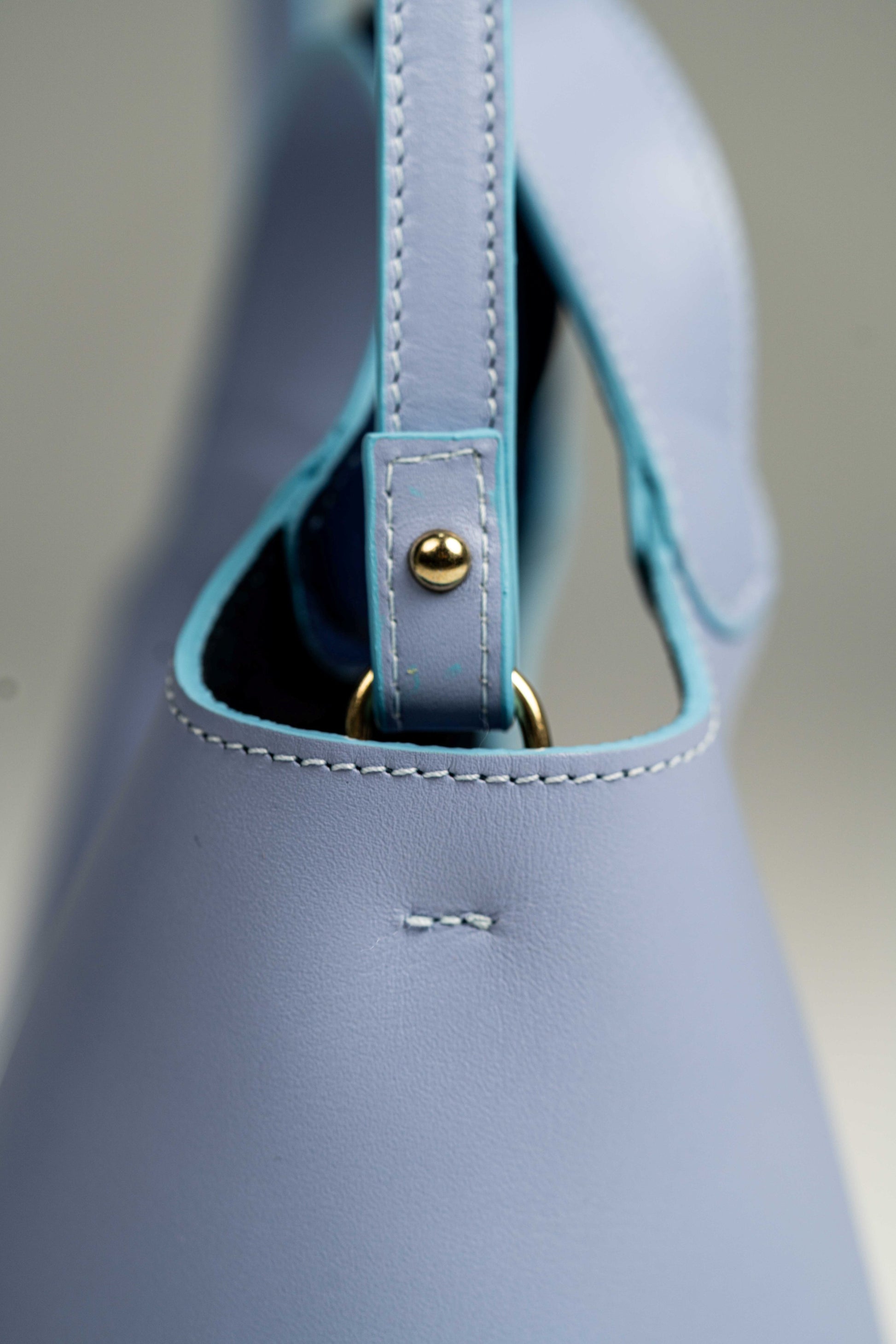 Jade - Bleu Azur ( cuir lisse )