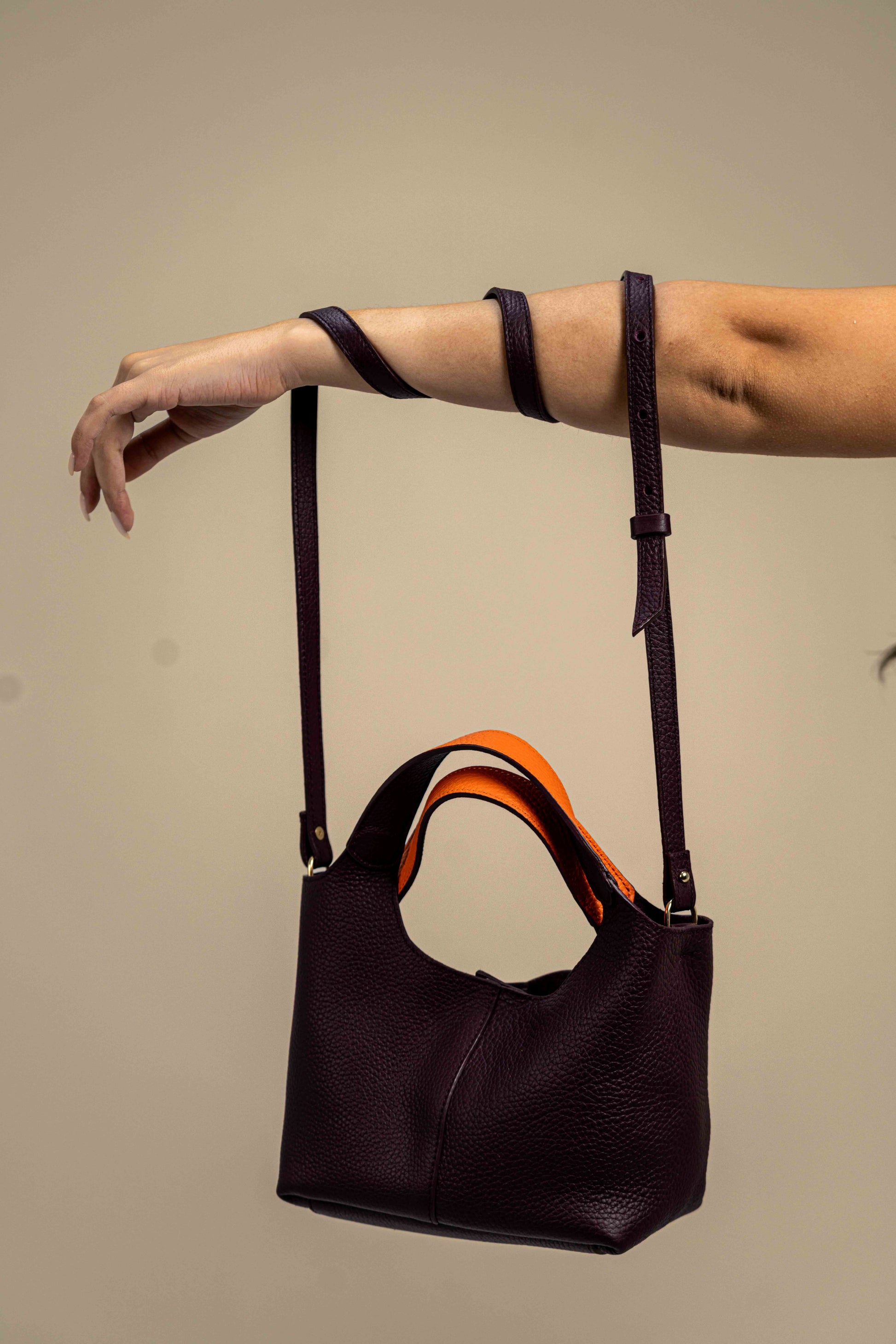 Jade - Burgundy intense ( cuir grainé )