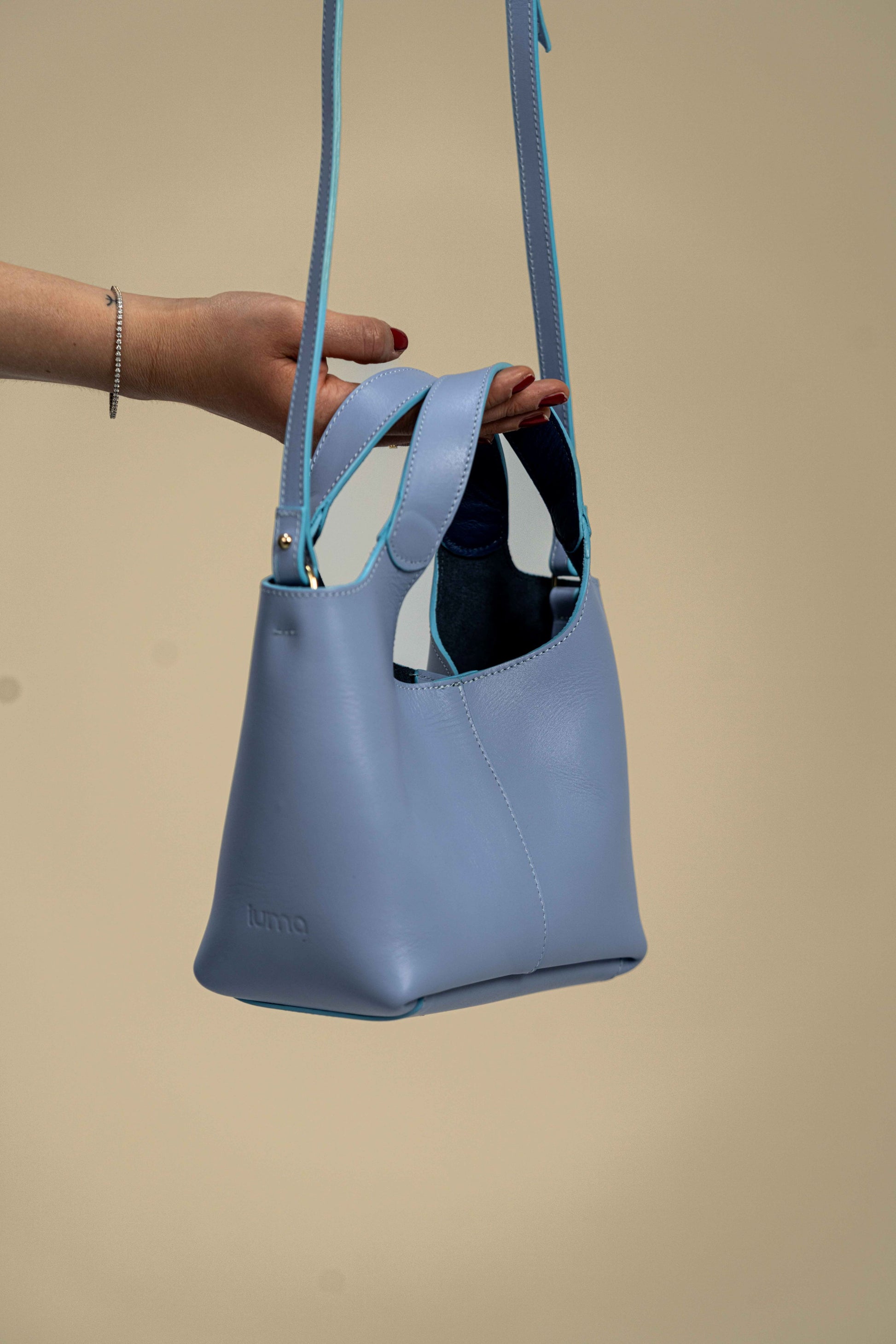 Jade - Bleu Azur ( cuir lisse )