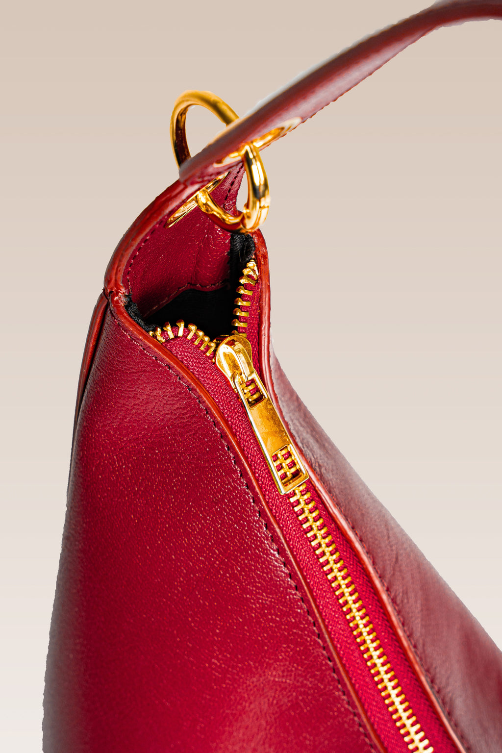 Carrie Medium - Rouge Rubis